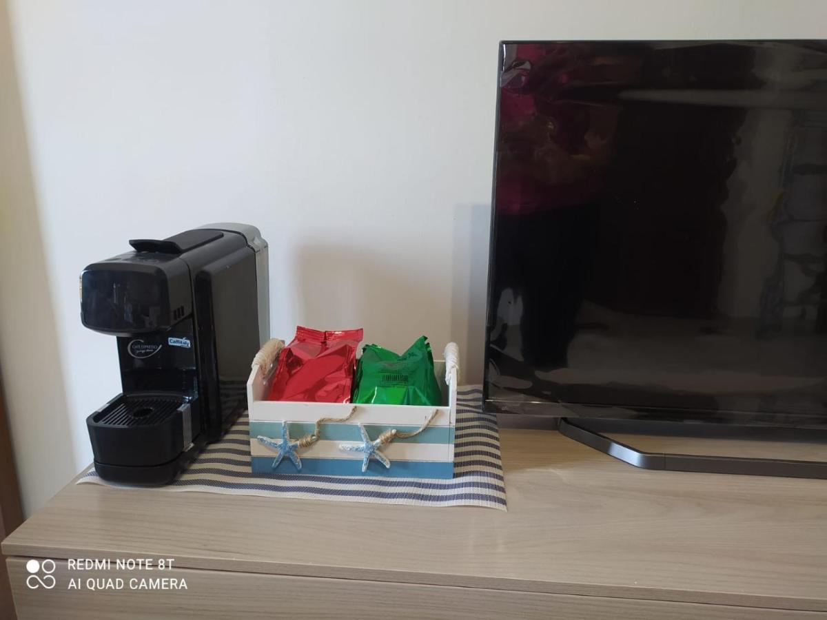 Casa Vacanza Indaco Fiumicino Buitenkant foto